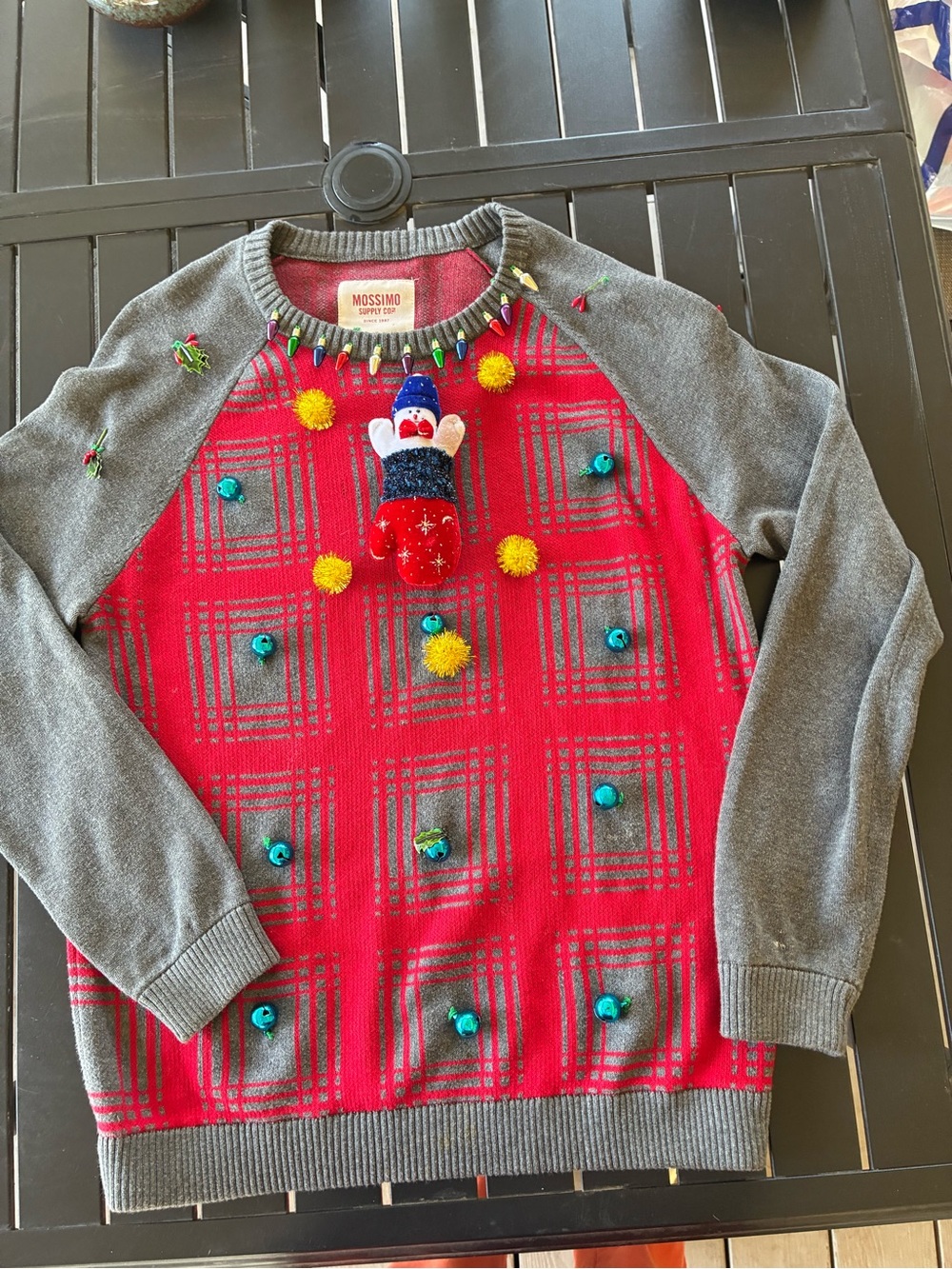Mossimo Christmas Red Gray Plaid Knit Sweater with Gray Sleeves Size Women’s L